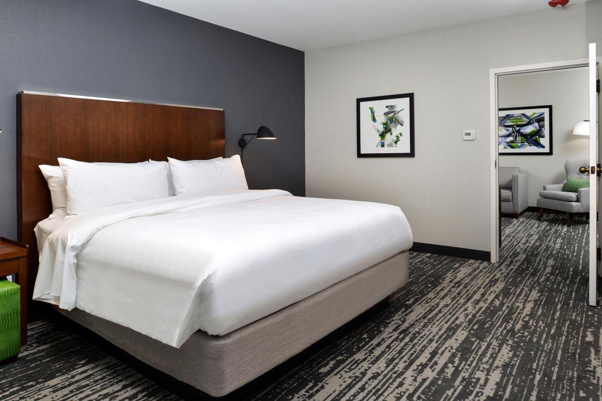 Four Points By Sheraton Omaha Midtown Exterior foto